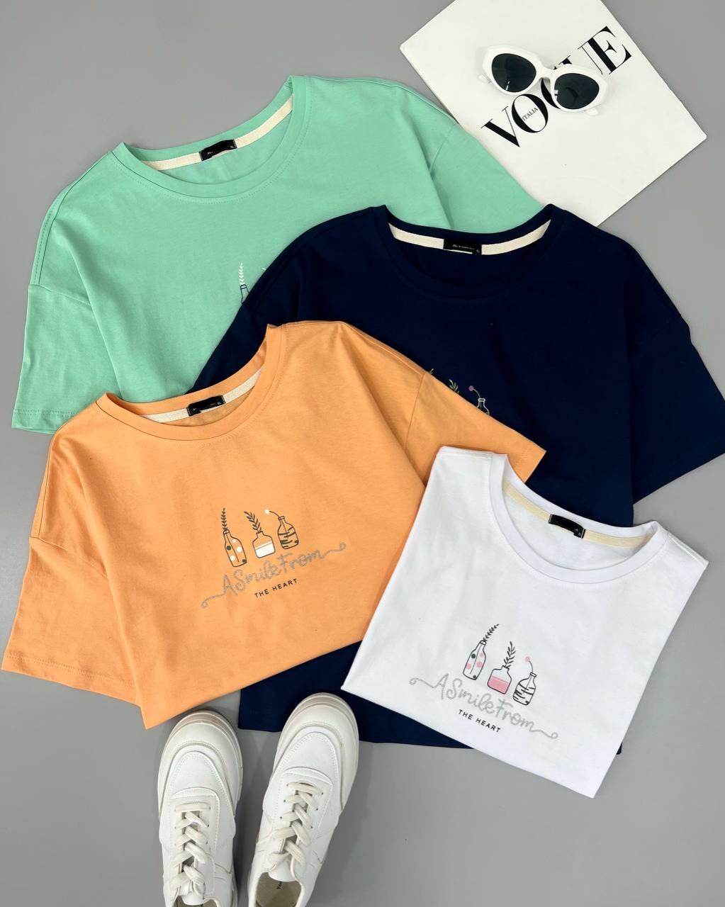 تیشرت مینیمال چاپ و گلدوزی کد 4637