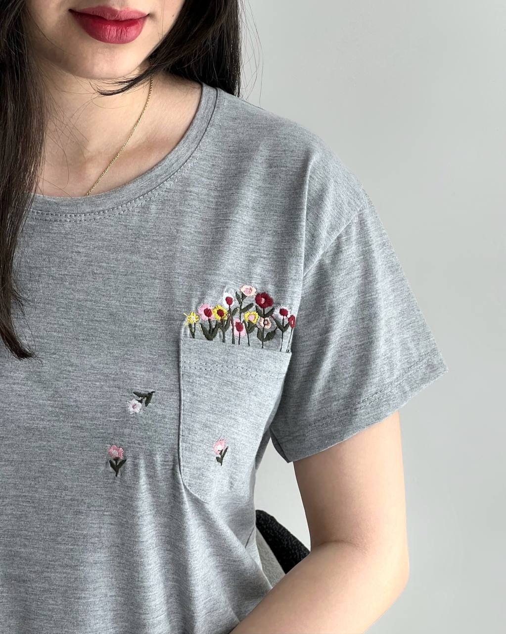 تیشرت نخ و پنبه جیب گلدوزی کد 4661