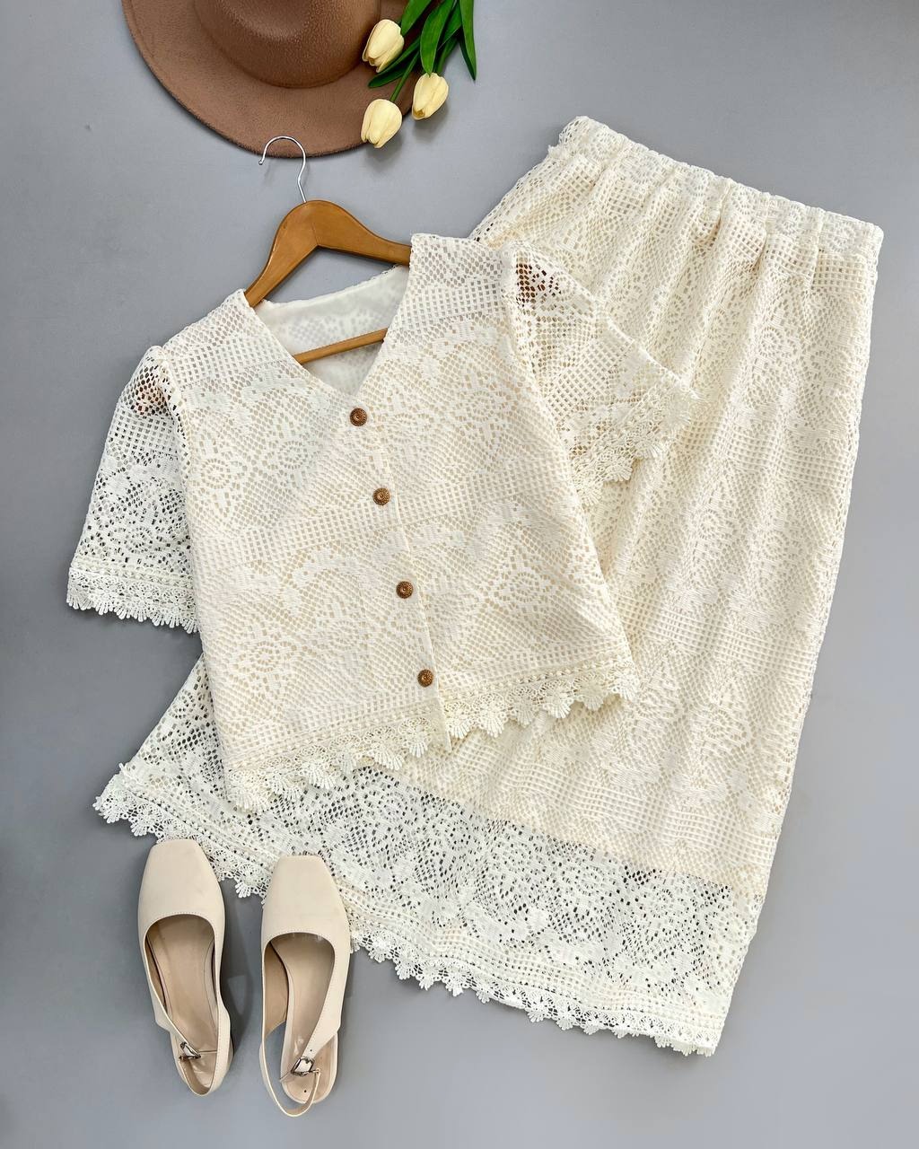 ست شومیز و دامن تمام دانتل کد 4666