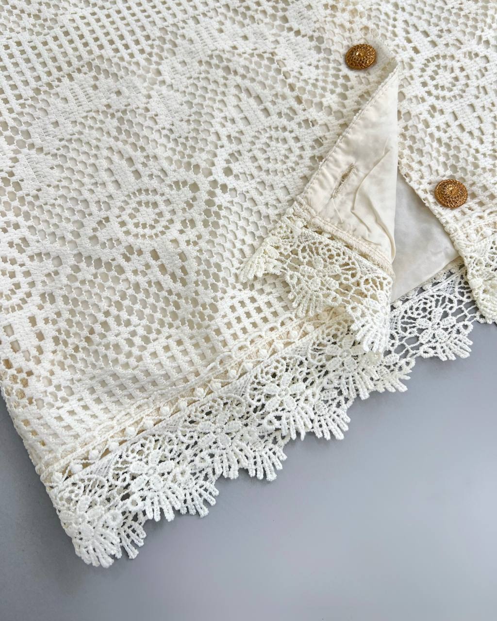 ست شومیز و دامن تمام دانتل کد 4666