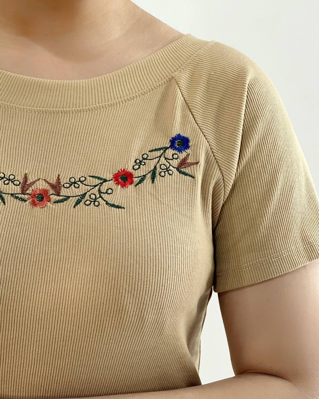 تیشرت گلدوزی کبریتی کد 4676
