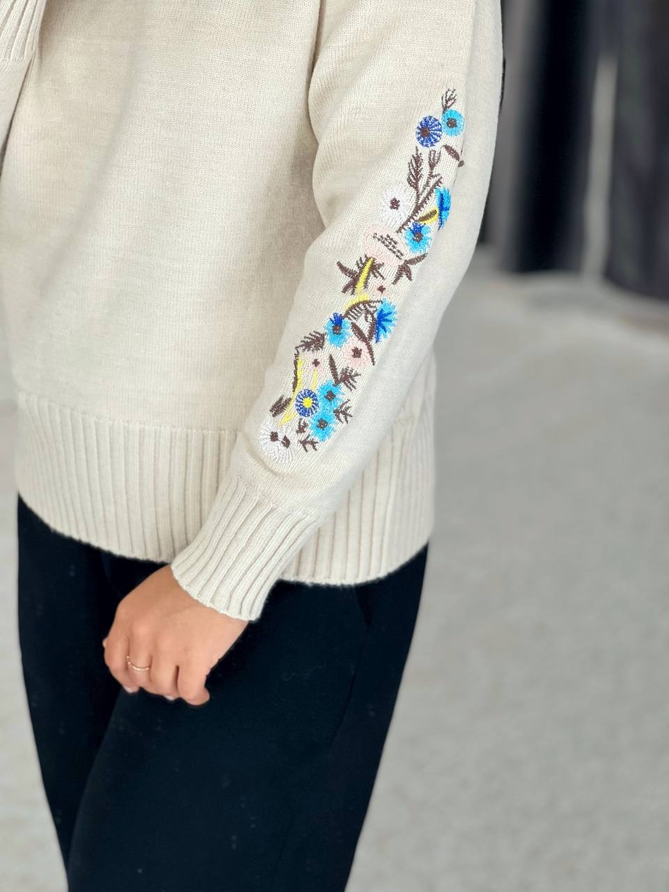 پلیور بافت آستر تمام خزدار آستین گلدوزی کد 4677