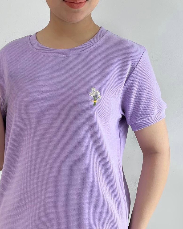 تیشرت یقه گرد گلدوزی کد 4679