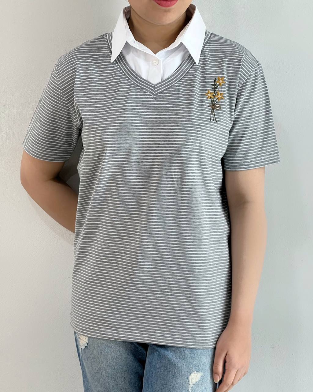 تیشرت یقه راه راه گلدوزی کد 4693