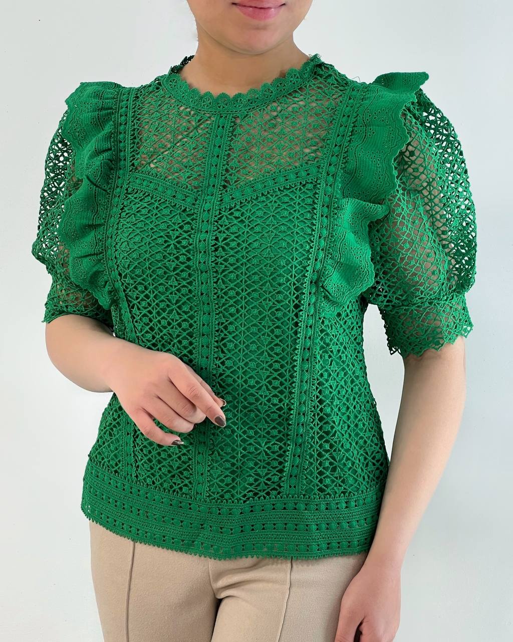 شومیز تمام دانتل آستین پف کد 4695