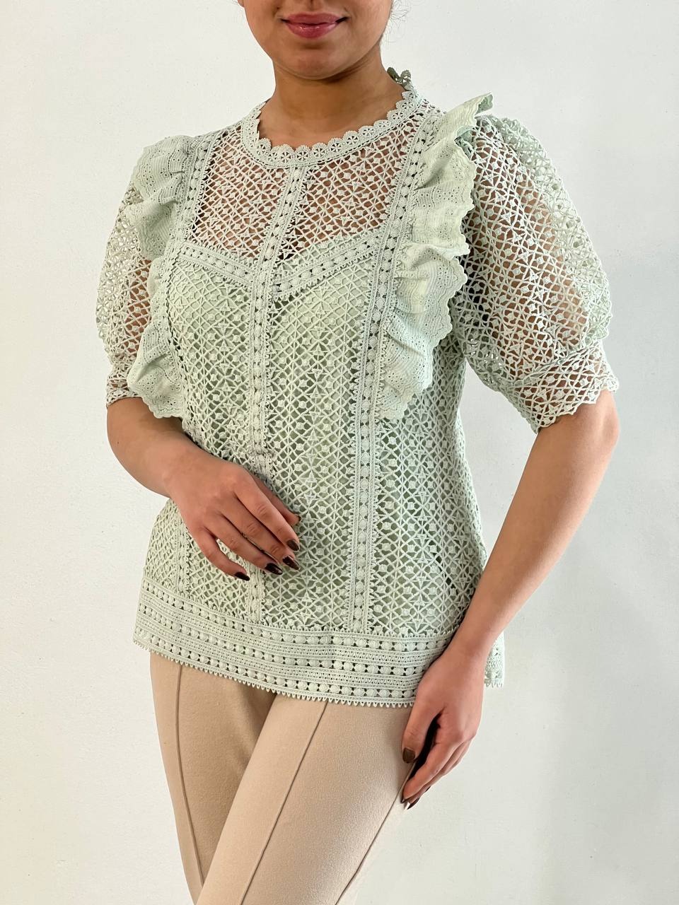 شومیز تمام دانتل آستین پف کد 4695