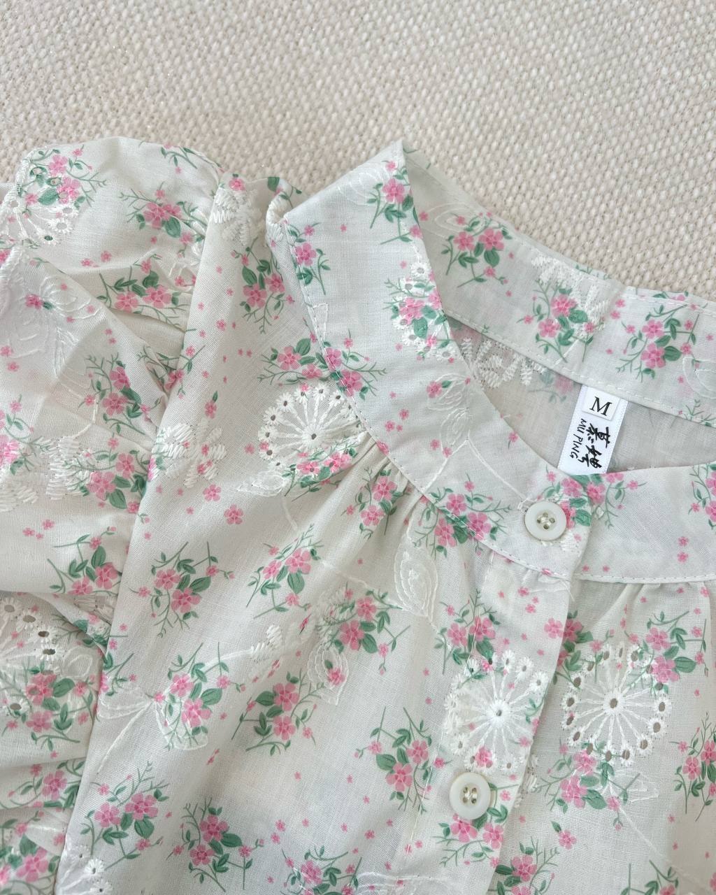 شومیز خامه دوزی جلو چین کد 4703