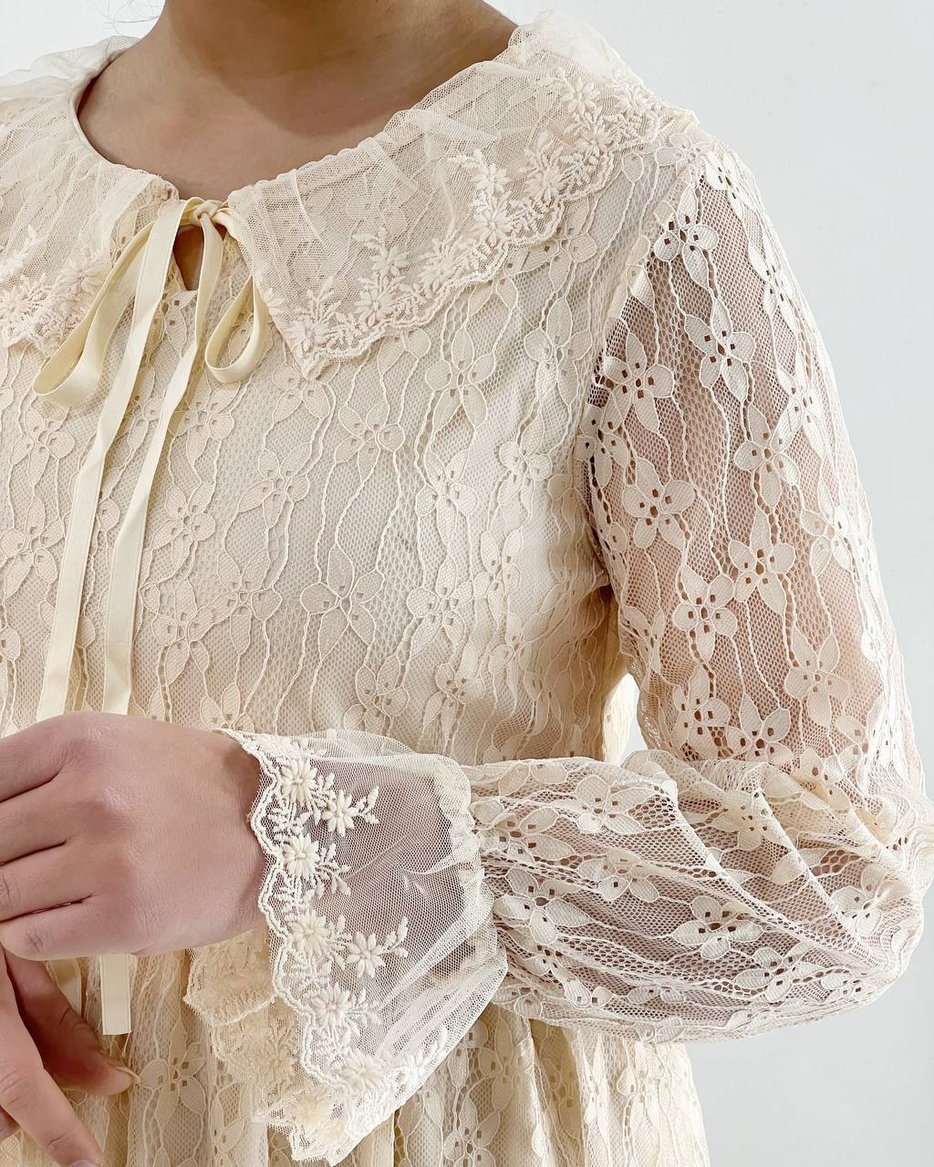 پیراهن تمام گیپور کد 4704