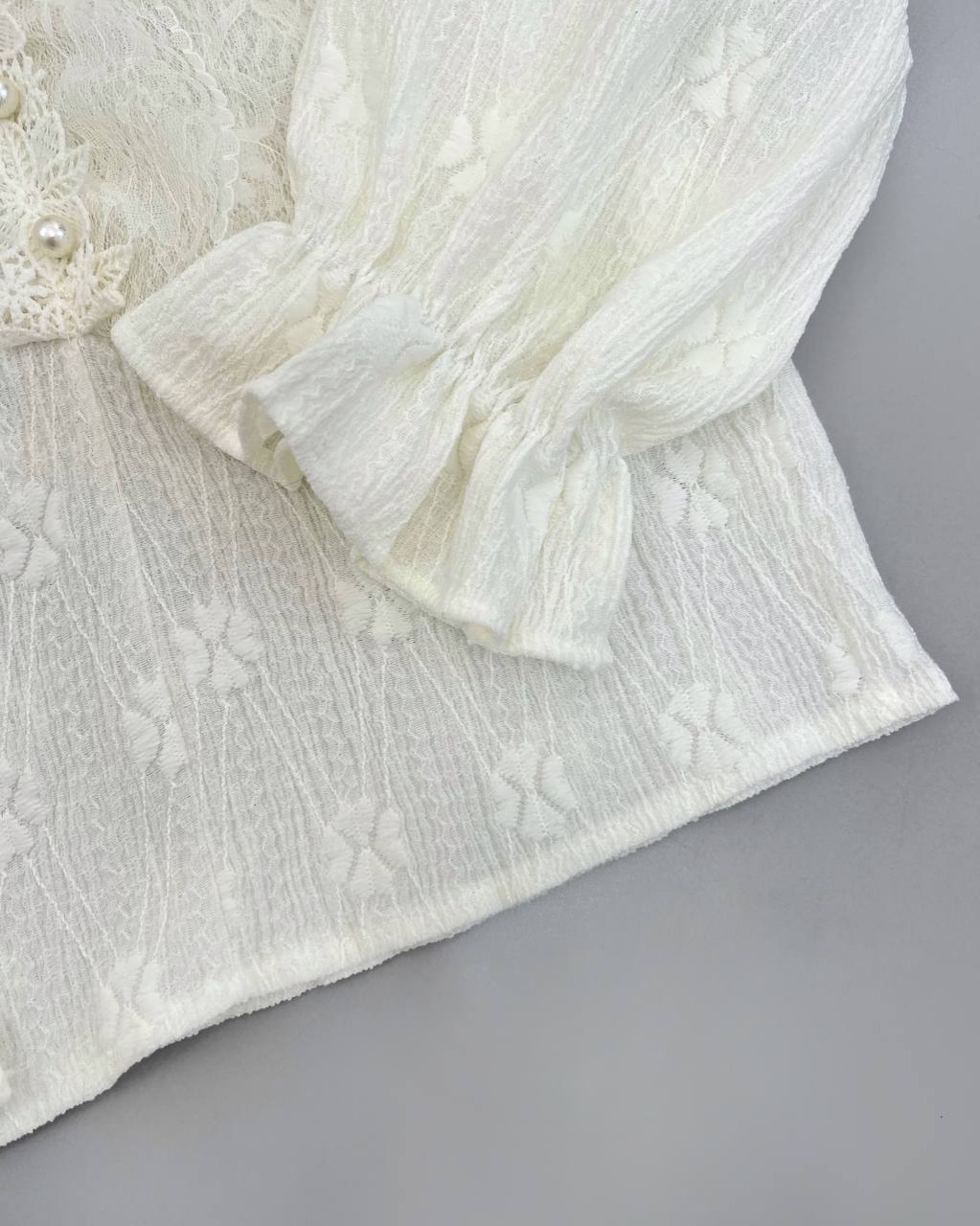 شومیز ژاکارد تمام کار شده کد 4707