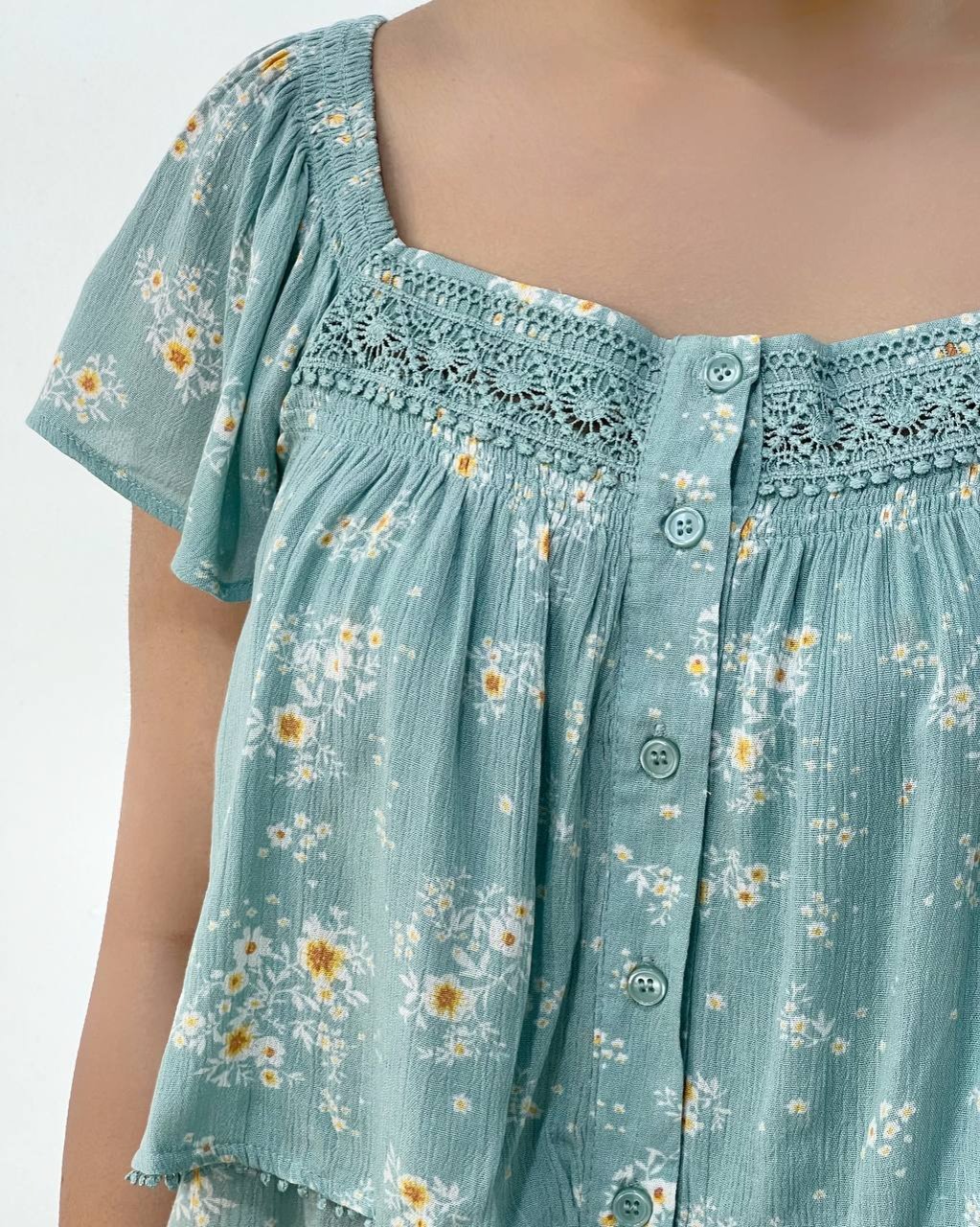 تاپ نخ کریشه گل ریز کد 4711