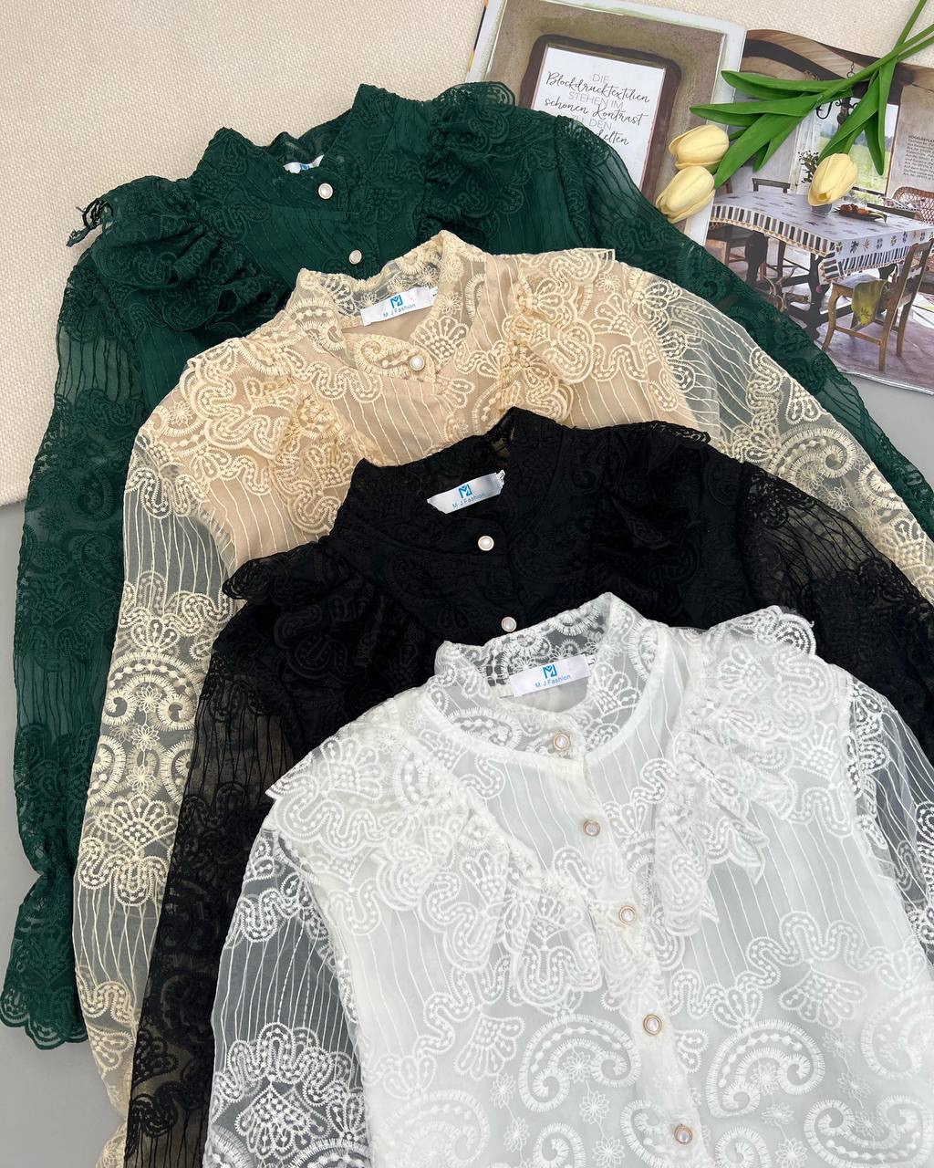 شومیز تمام کار شده عیدانه کد 4740