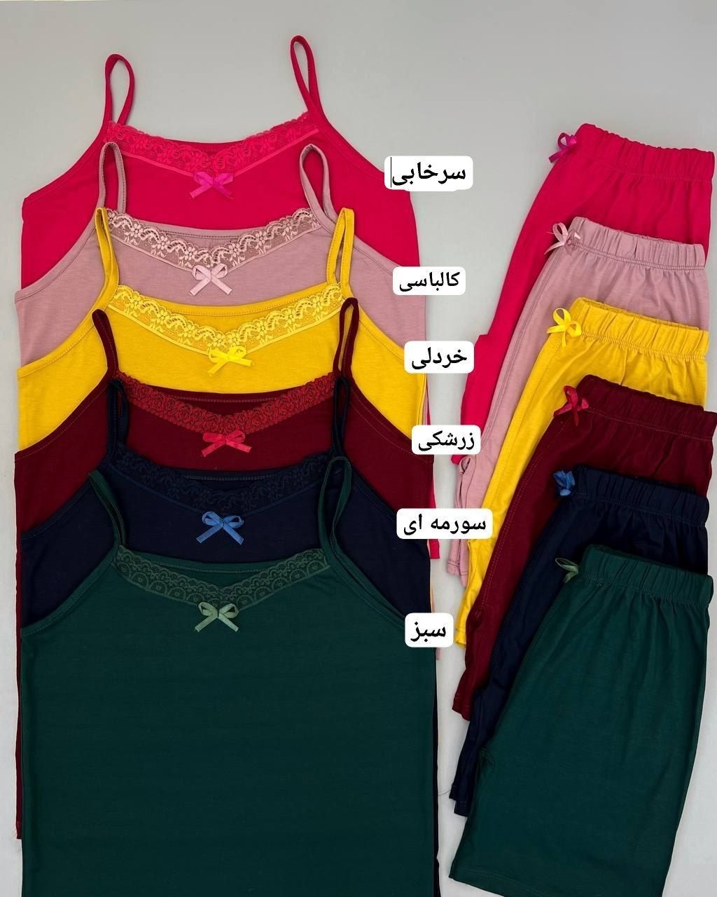 ست تاپ و شلوارک لبه گیپور کد 4747