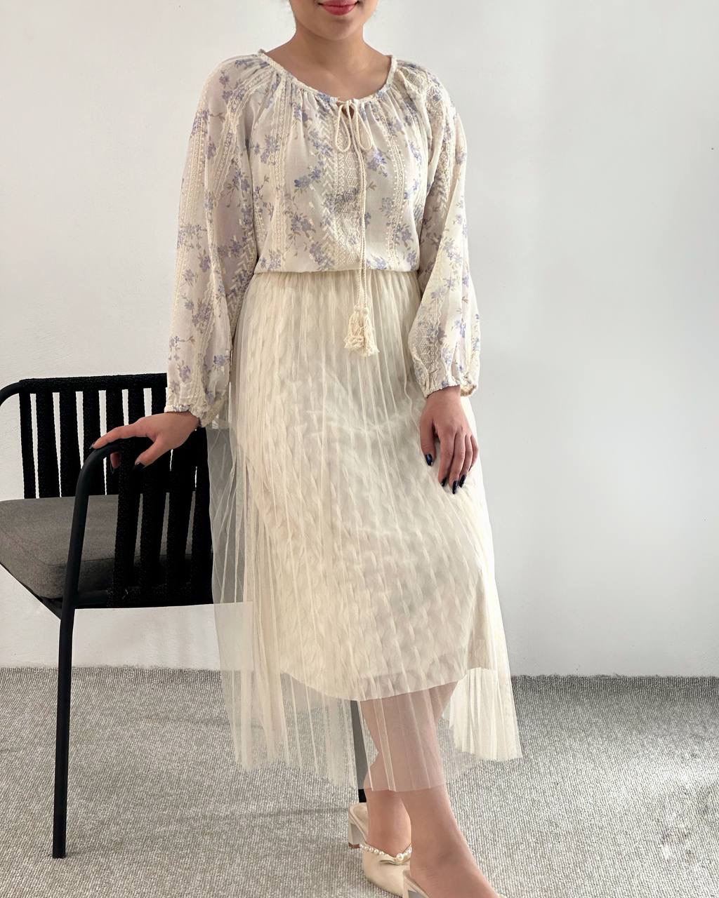 شومیز تمام خامه دوزی گل ریز کد 4779