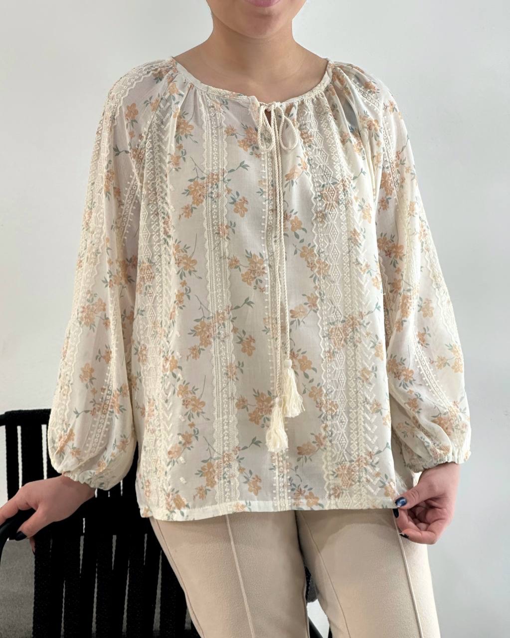 شومیز تمام خامه دوزی گل ریز کد 4779