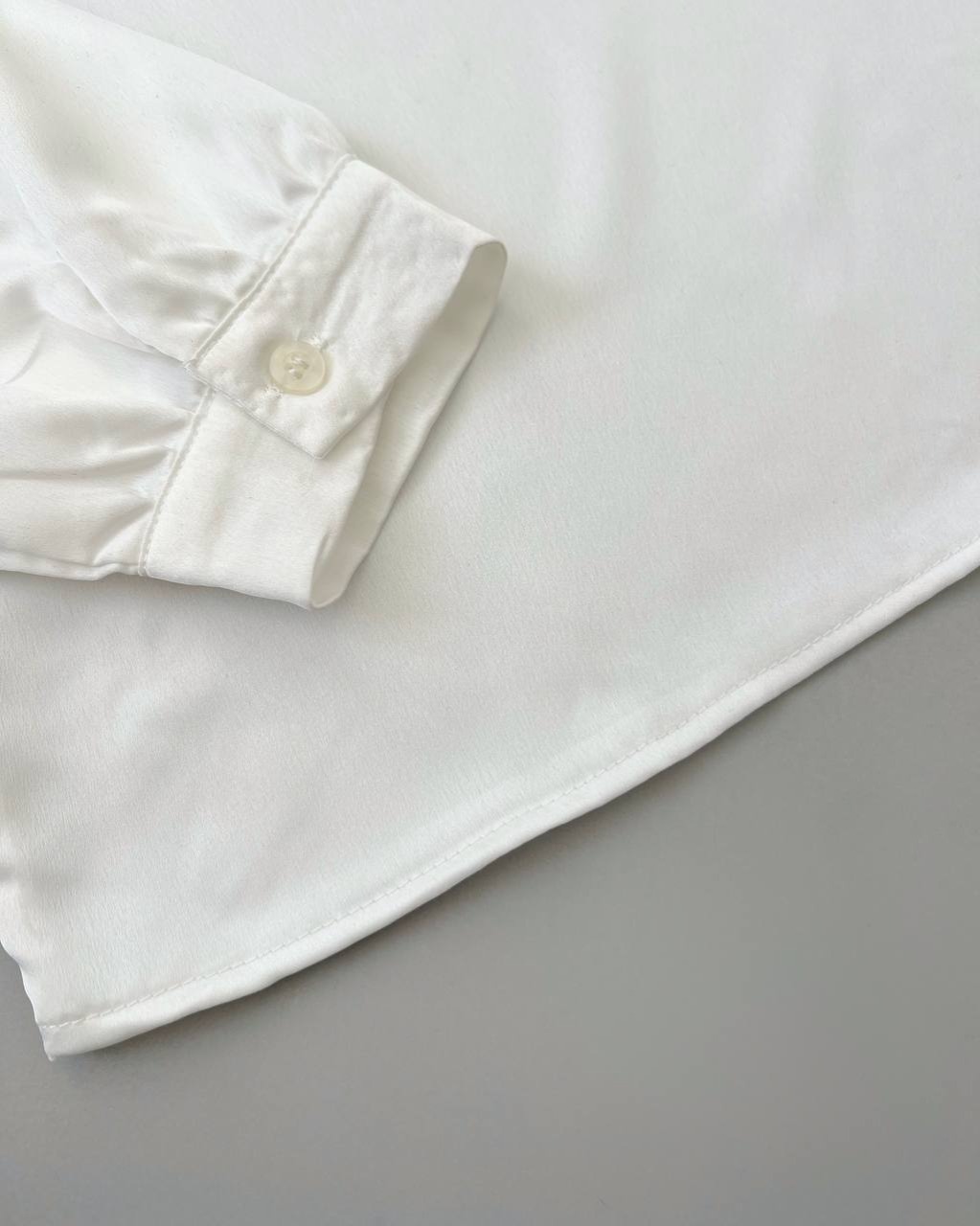 شومیز ساتن یقه منجوق دوزی کد 4793