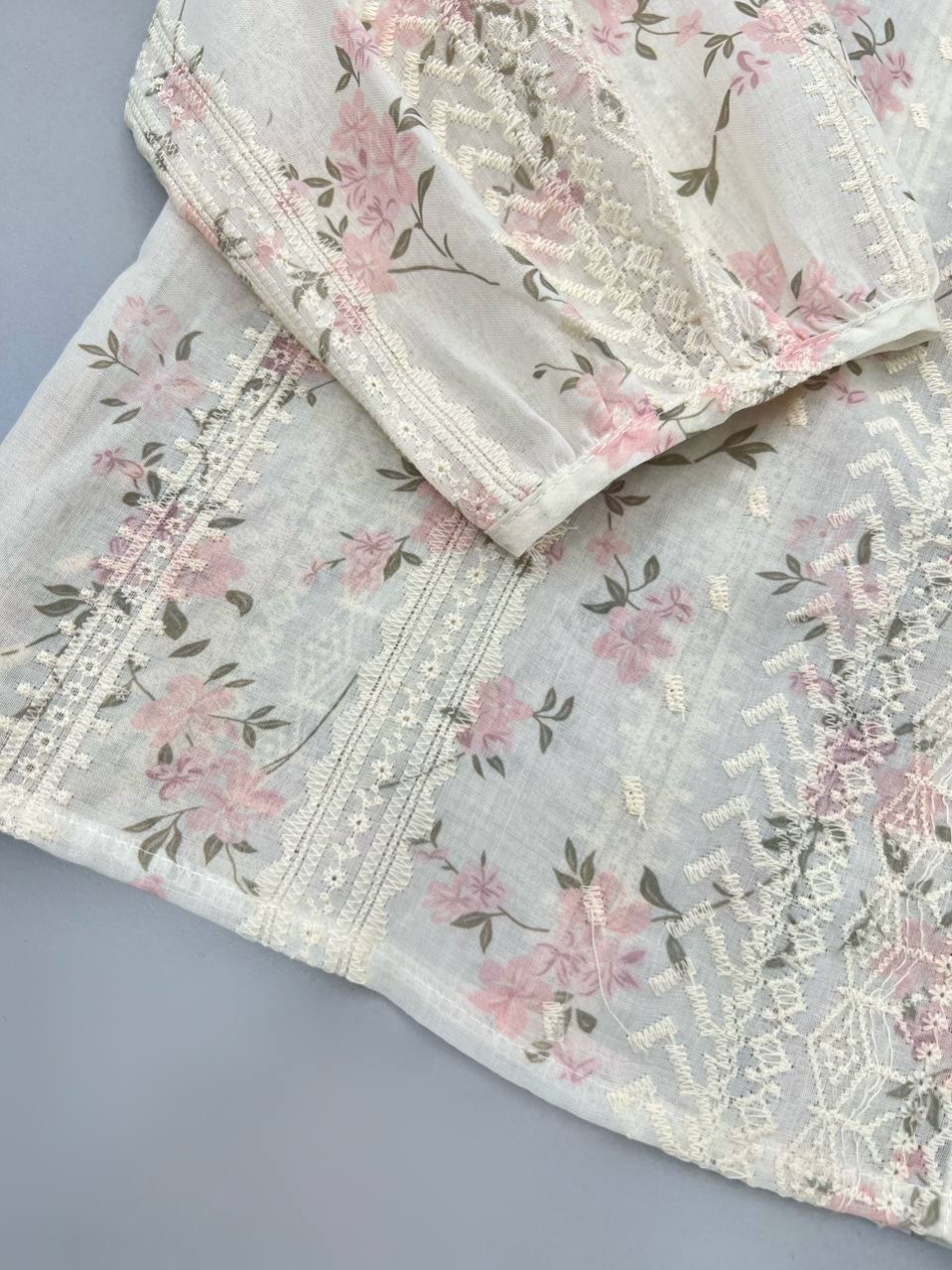 شومیز تمام خامه دوزی جلو دکمه کد 4807