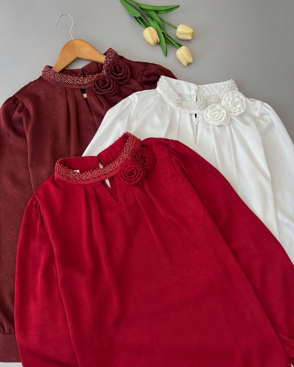 شومیز ساتن یقه منجوق دوزی کد 4813