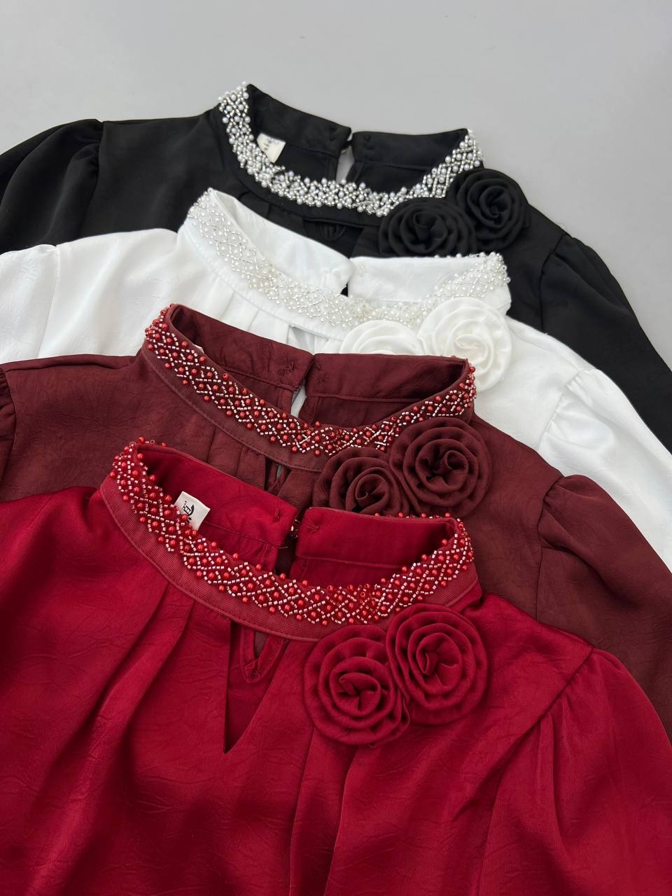 شومیز ساتن یقه منجوق دوزی کد 4813