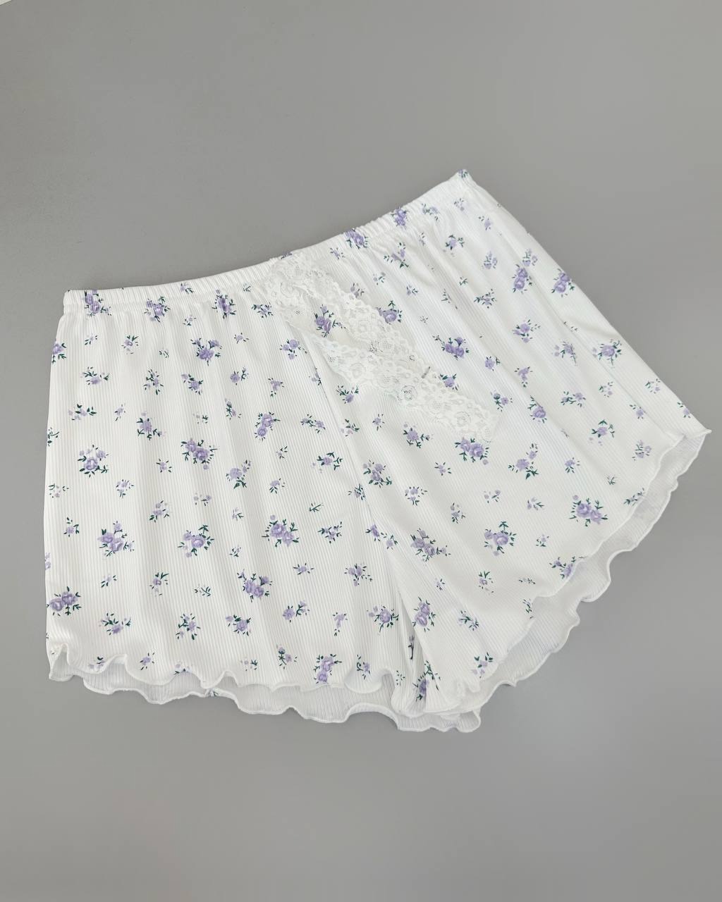 ست کراپ و شلوارک گل ریز کد 4823