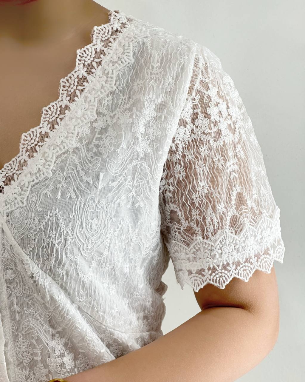 شومیز تمام گیپور آستردار کد 4840