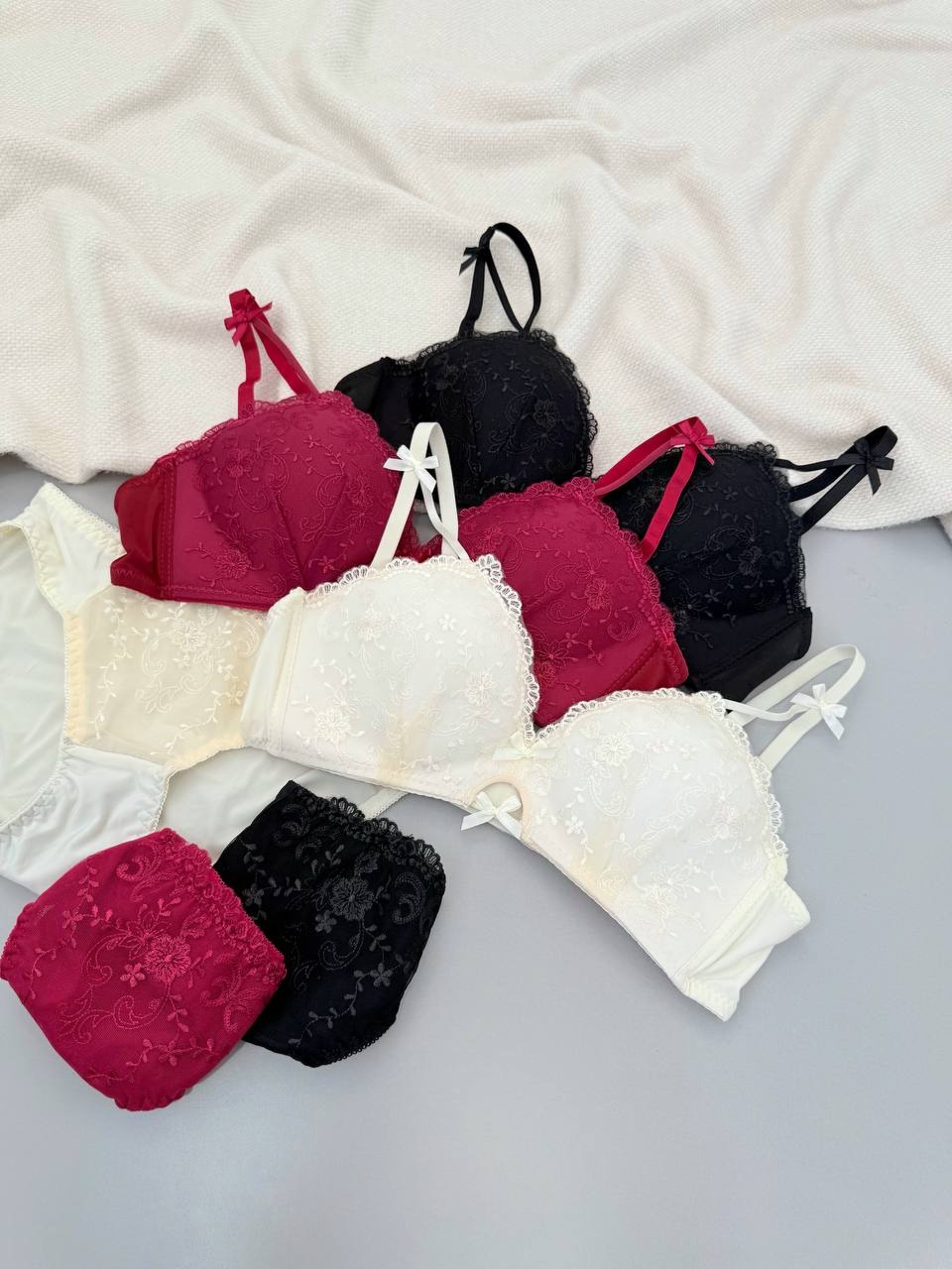 ست شورت و سوتین اروپایی کد 4896