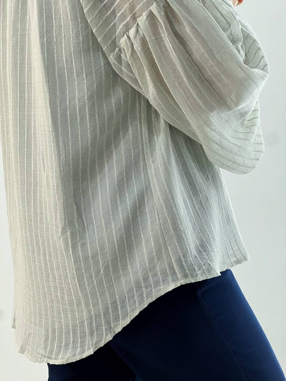 شومیز لینن نخ تمام نخ دوزی کد 4897