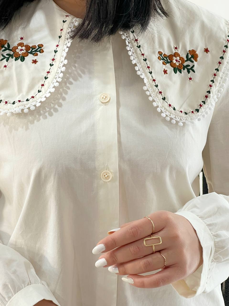 شومیز یقه گلدوزی جلو دکمه کد 4913