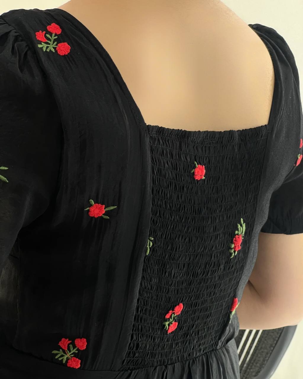 پیراهن گل سرخ کد 4936