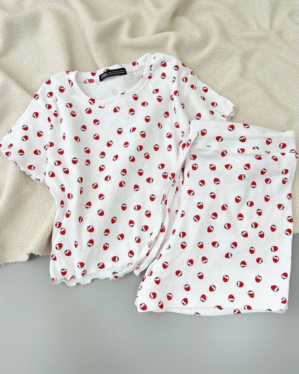 ست کراپ و شلوارک کبریتی کد 4955