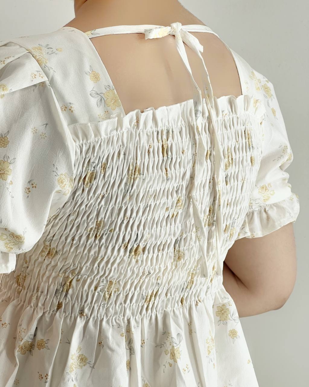 شومیز گل ریز آستین کوتاه کد 4997