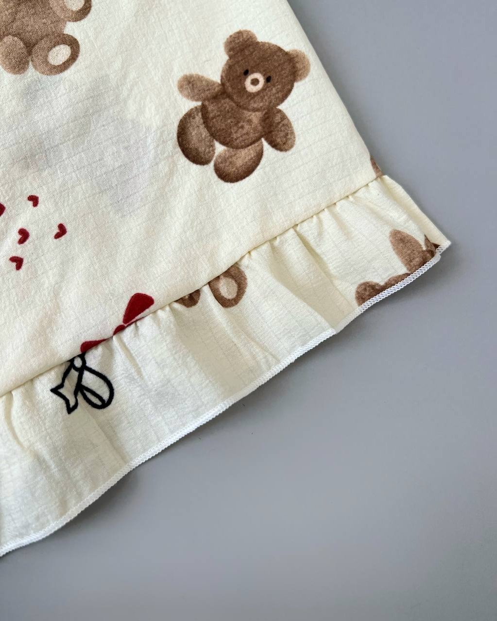 ست تاپ پایین خامه دوزی و شلوارک کد 5017