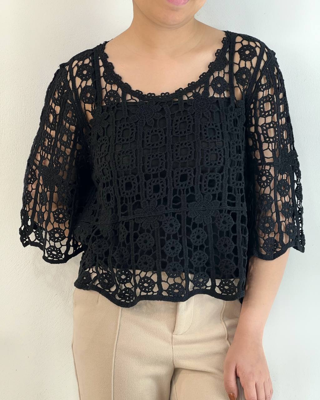 شومیز تمام قلاب بافی اورجینال کد 5029