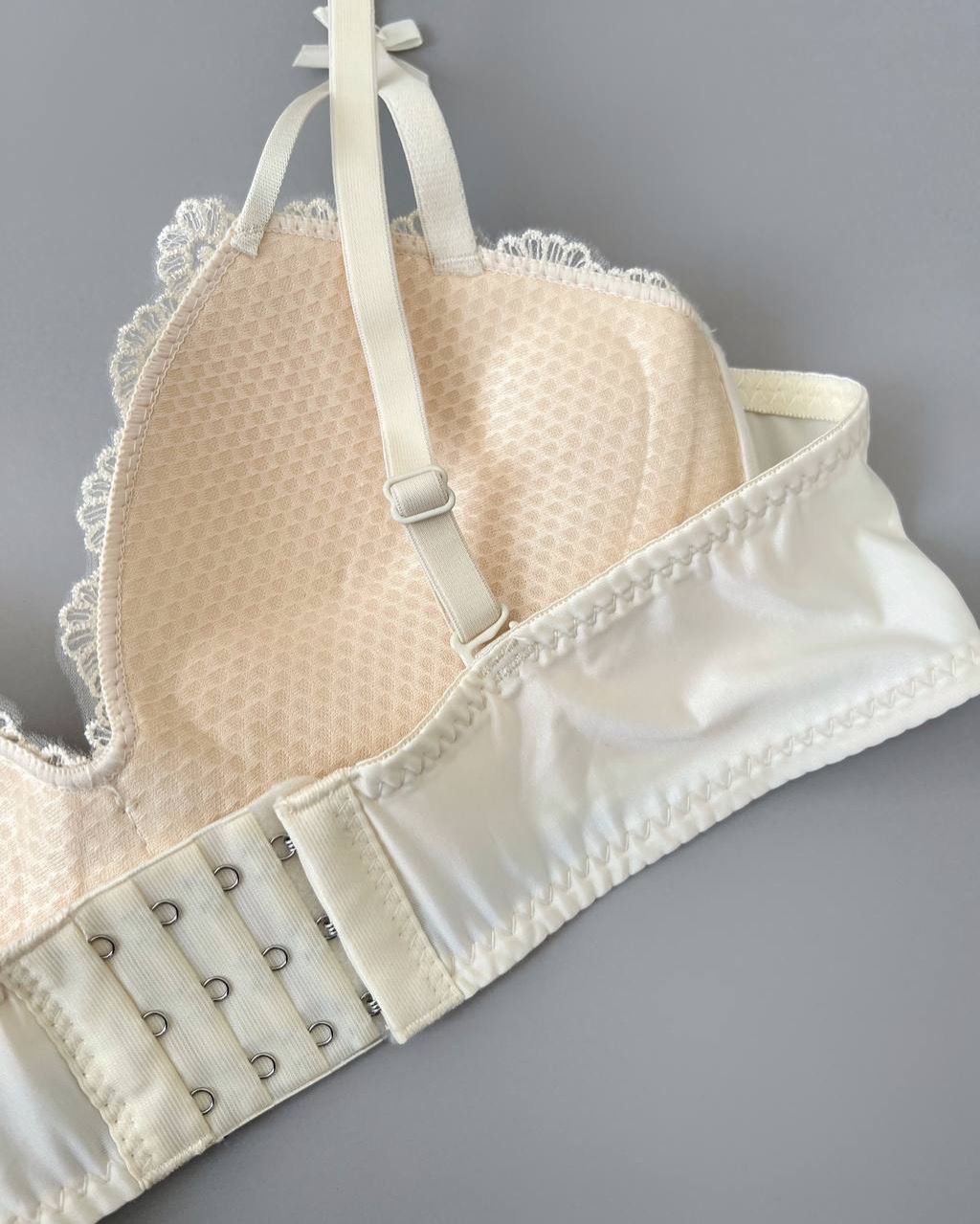 سوتین اسفنجی دانتل سفارش اروپا کد 5031