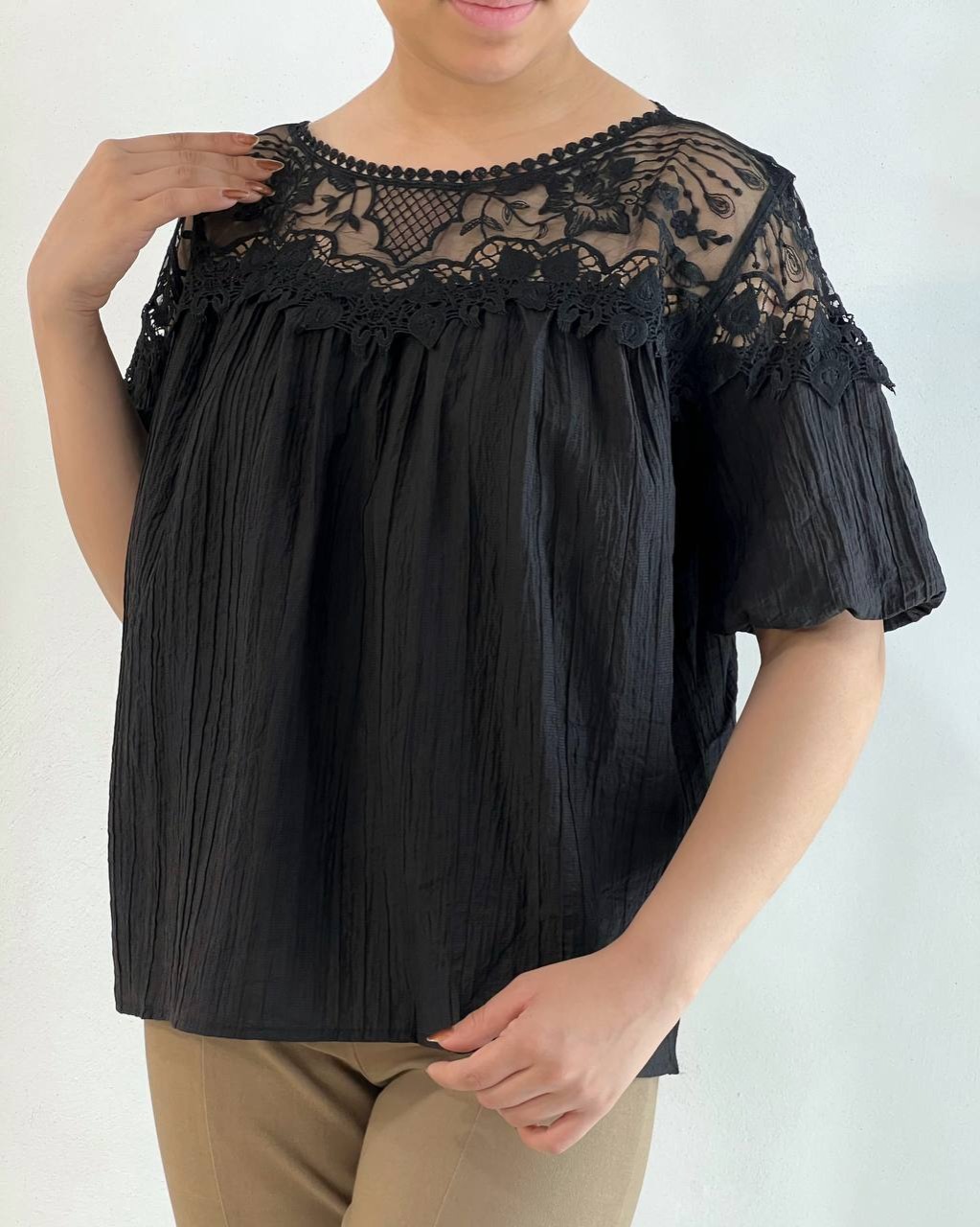 شومیز بالاتنه دانتل مشکی کد 5042