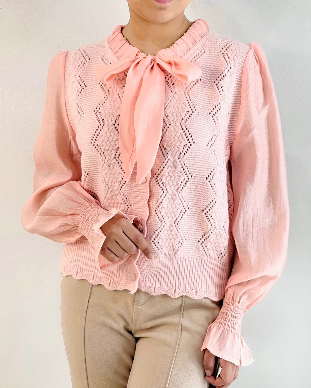 ژاکت بافت جلو دکمه یقه پاپیون کد 5099