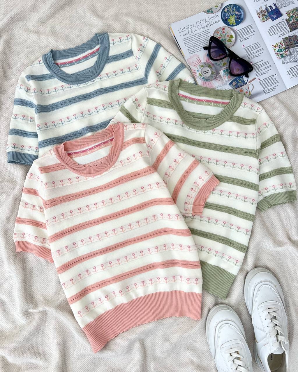 بلوز بافت آستین کوتاه گل کد 5101