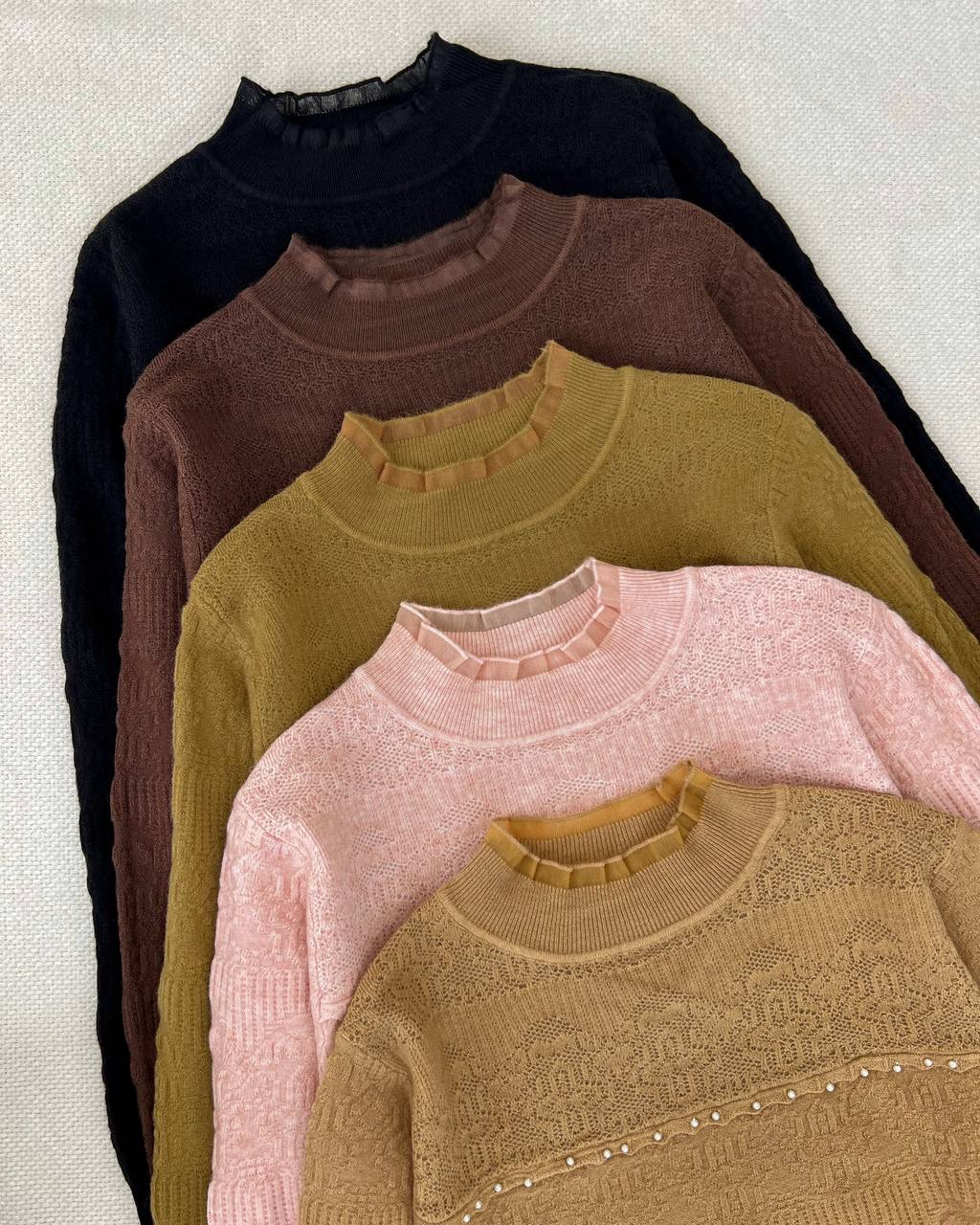 بلوز بافت یقه و سر آستین تور مرواریدی کد5157