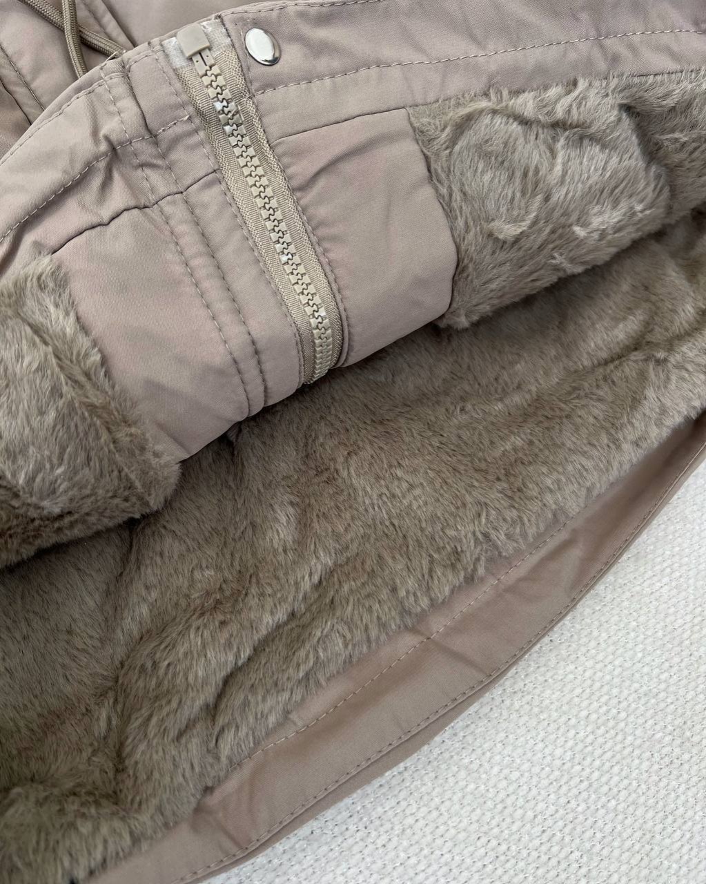 کاپشن تو خز اور..جینال کد 5205