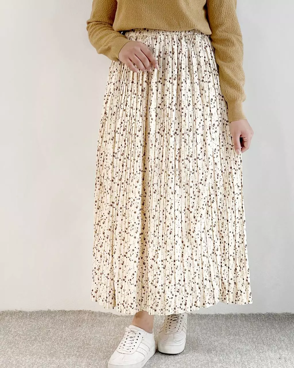 دامن مخمل پلیسه گل ریز کد 5274