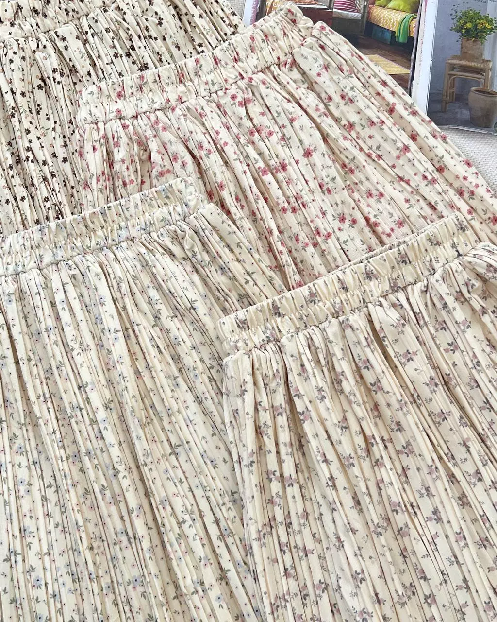 دامن مخمل پلیسه گل ریز کد 5274