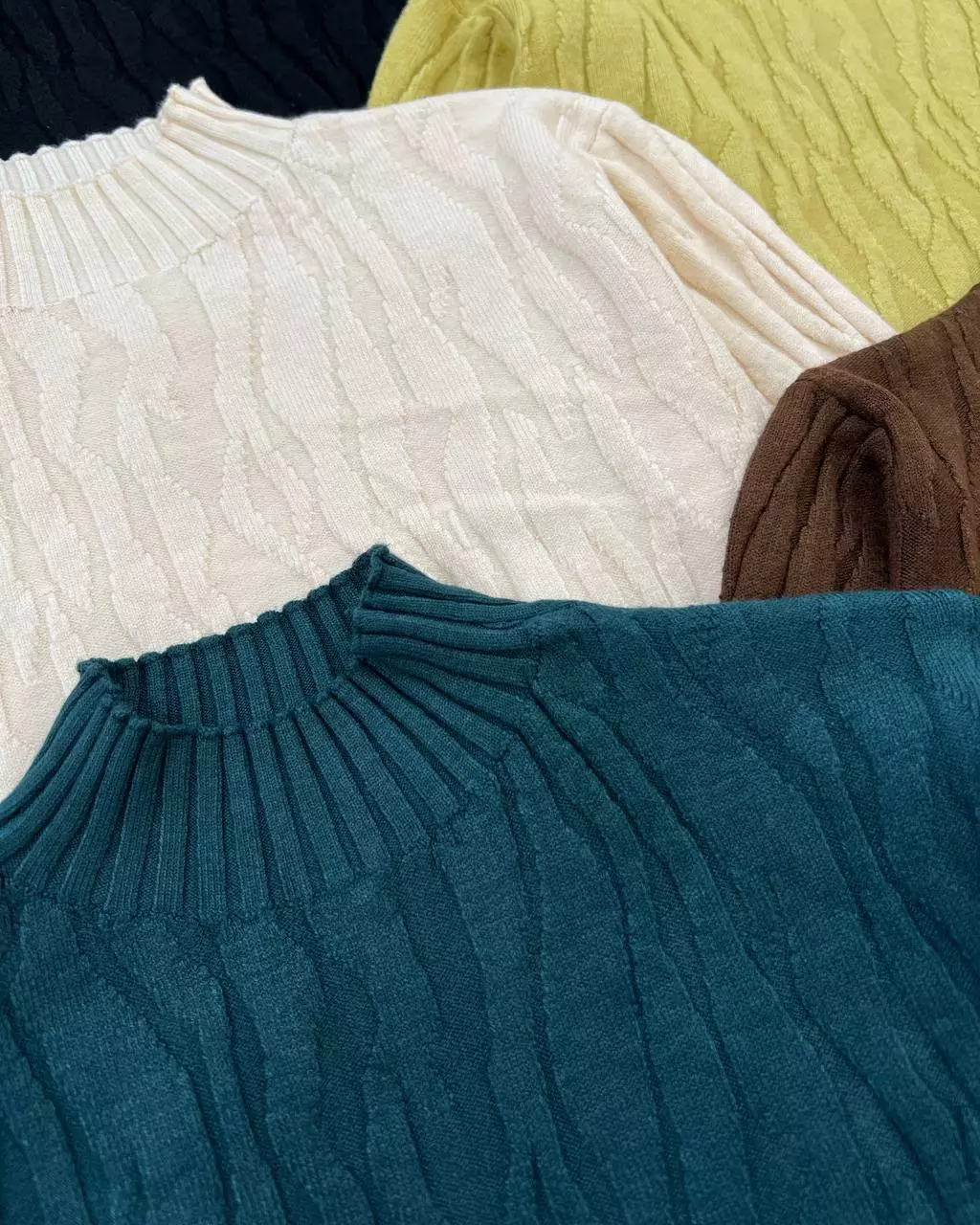 پلیور بافت گپ طرح برجسته کد 5307