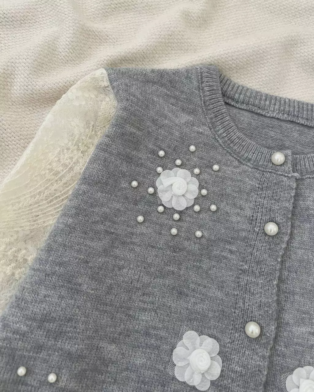 ژاکت بافت آستین کارشده گل و مروارید کد 5309