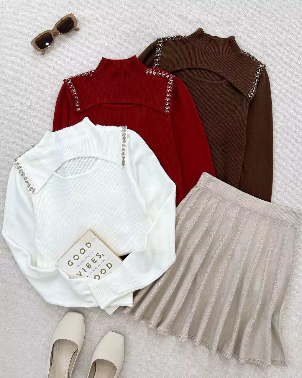 پلیور بافت سرشانه منجوق یقه ایستاده کد 5333