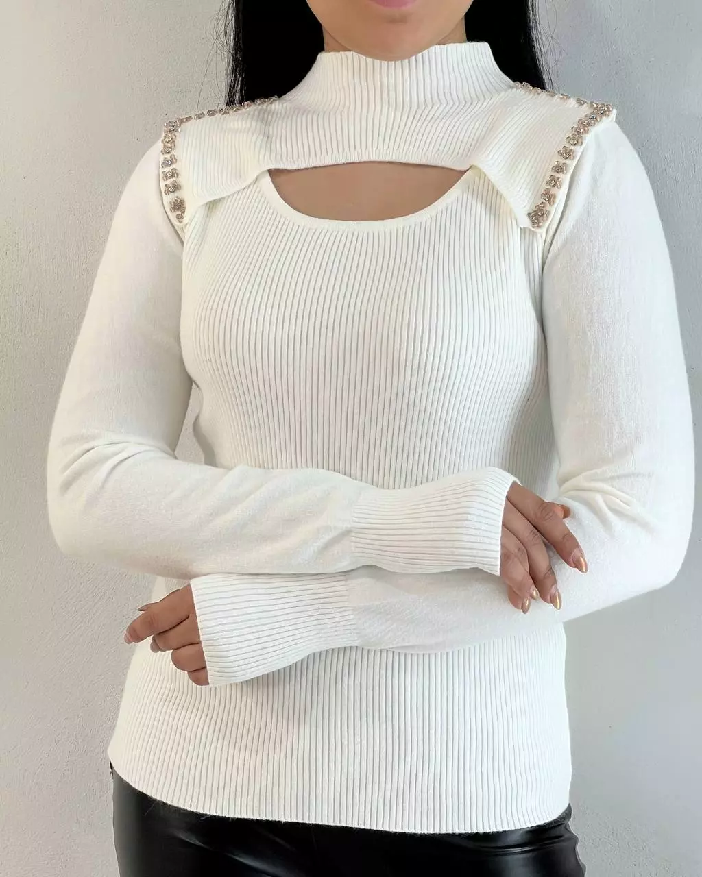 پلیور بافت سرشانه منجوق یقه ایستاده کد 5333