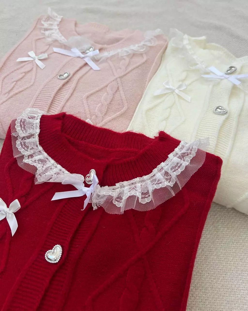 ژاکت بافت دکمه قلب پاپیون کد 5343