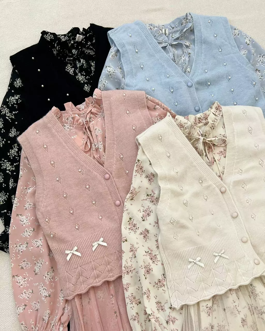 ست پیراهن بهمراه جلیقه بافت کد 5393