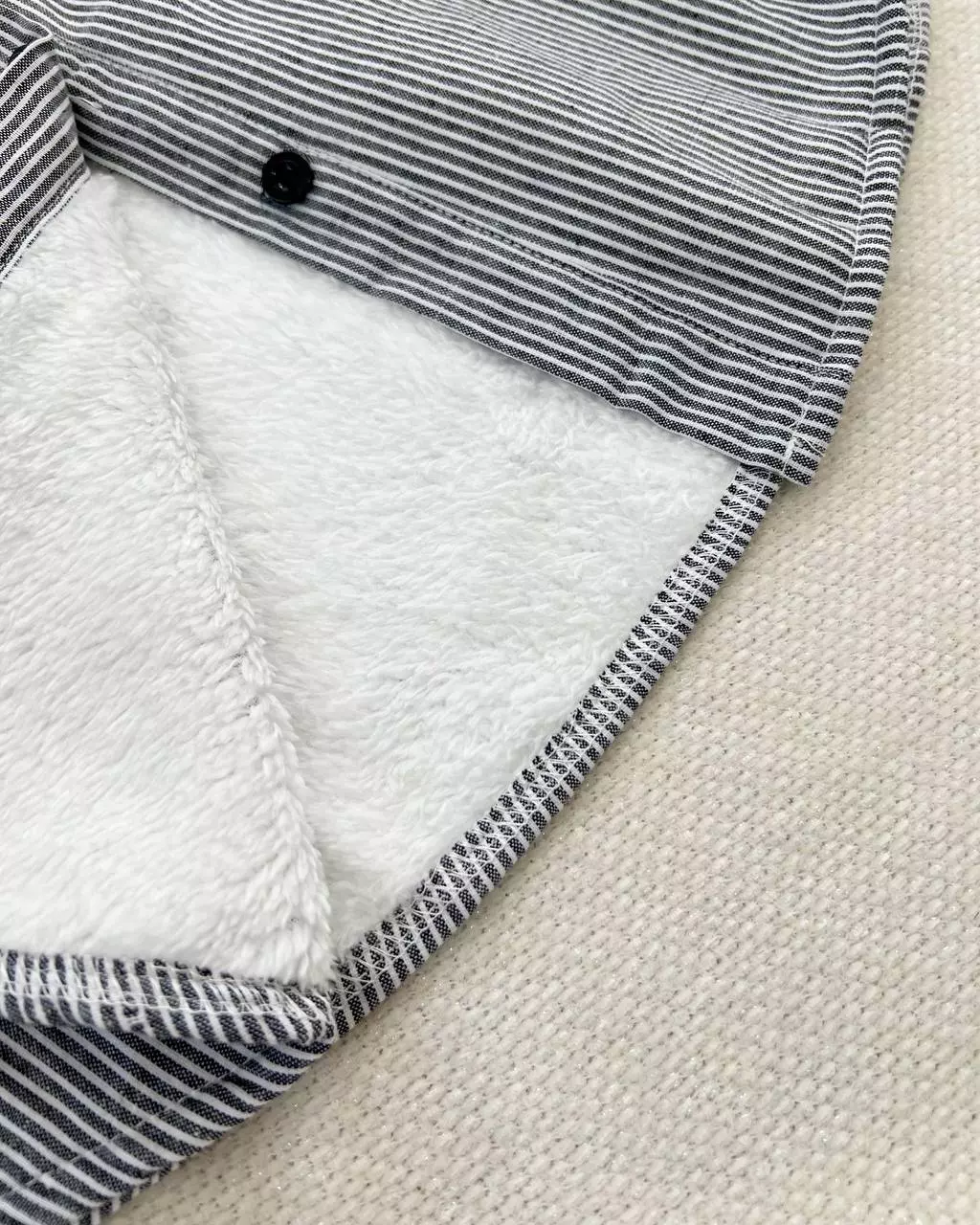 شومیز داخل تمام خز راه راه کد5398