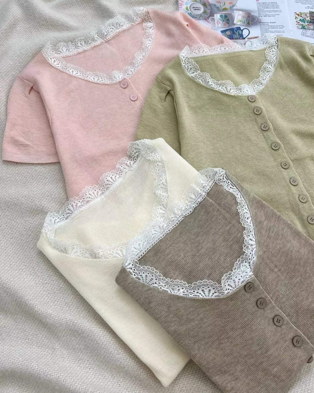 بلوز بافت یقه گیپور کد 5423