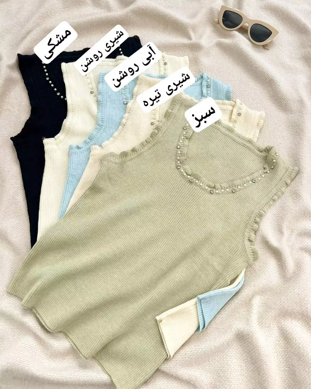 تاپ یقه کار شده با نگین و مروارید کد 5424