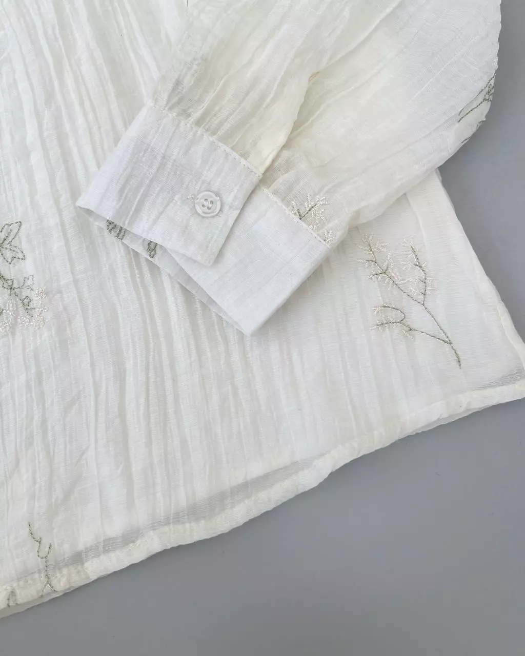 شومیز حریر کریشه گلدوزی کد 5456